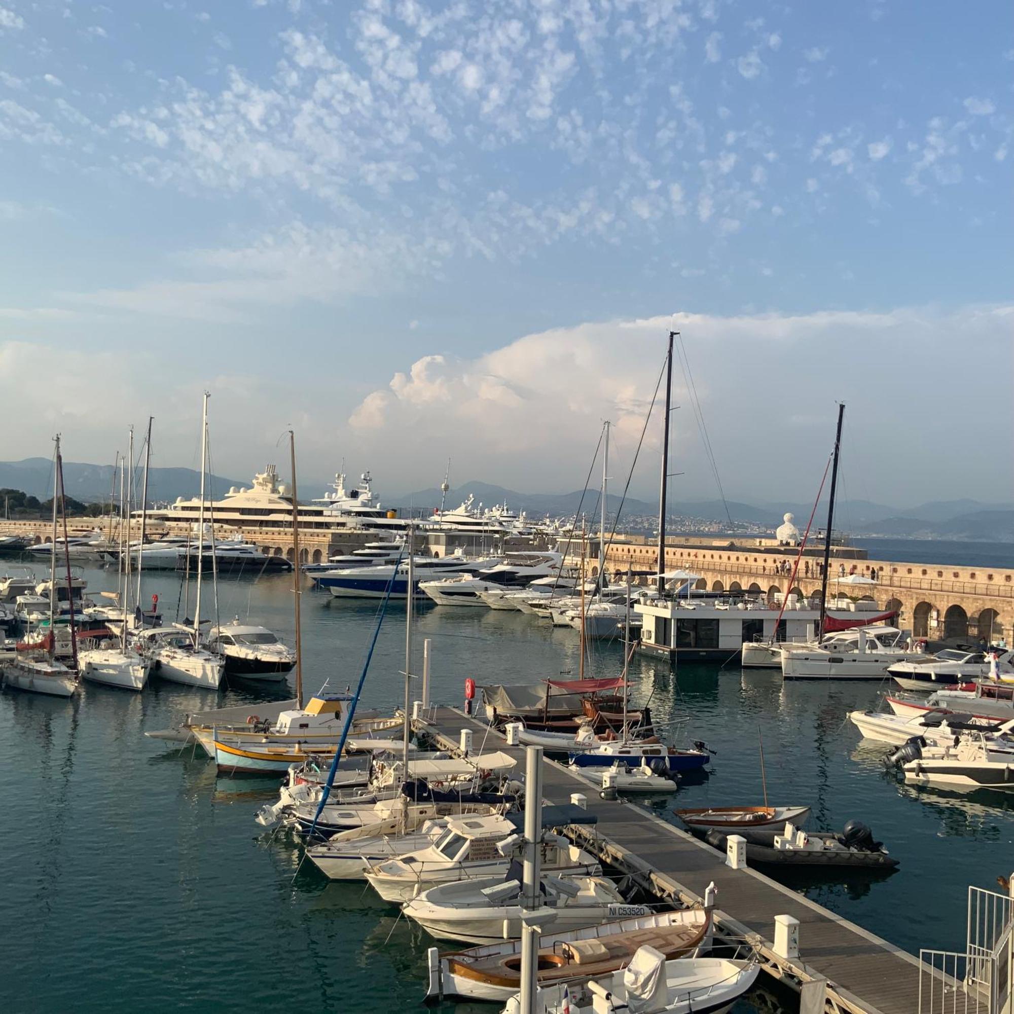 Escapade Antiboise Avec Parking Inclus Hotell Antibes Exteriör bild
