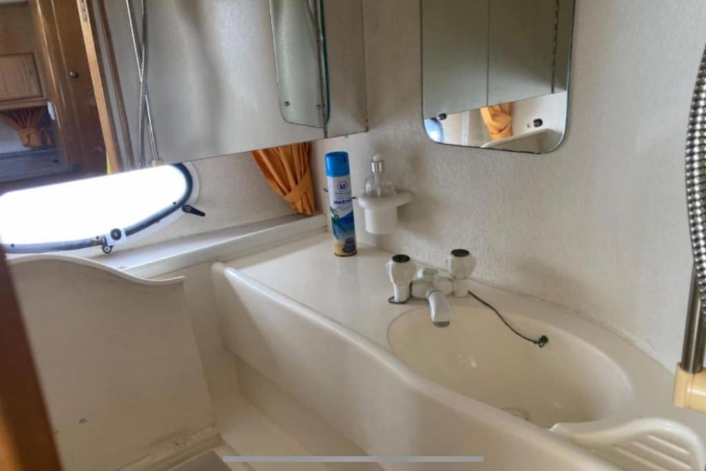 Escapade Antiboise Avec Parking Inclus Hotell Antibes Exteriör bild